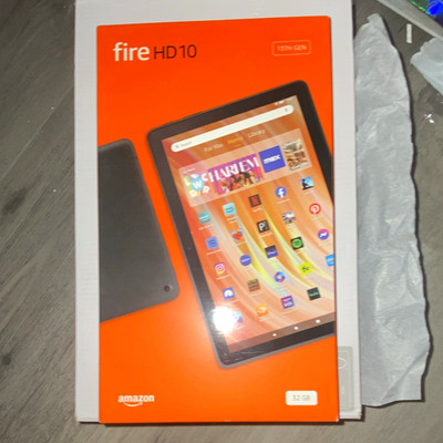Amazon Fire HD 10 (13th Gen) 10.1in Wi-Fi 3GB 32GB Black Fire OS