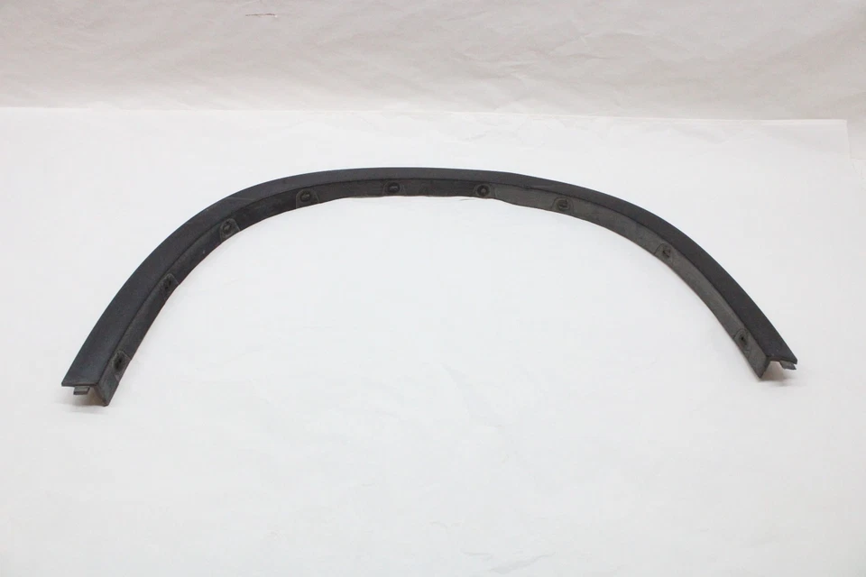 2014 BMW X1 FRONT RIGHT WHEEL FLARE ARCH OEM 12 13 14 15 - Image 2 of 4