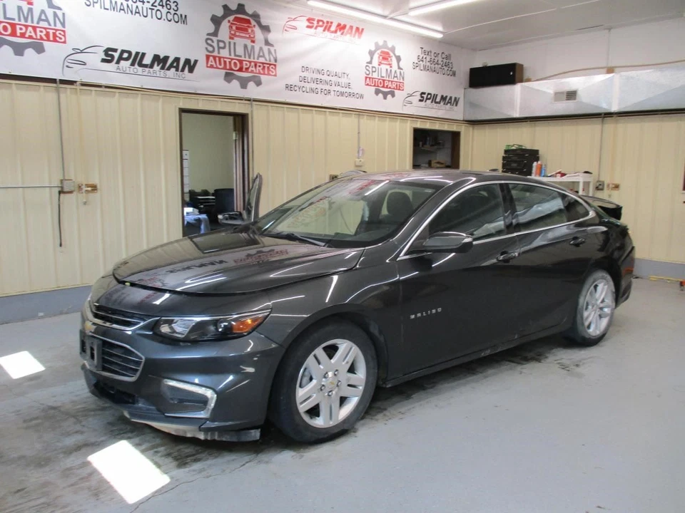 Chevrolet Malibu 2017 Bootlid/Tailgate Black 84538677 3289 Foto 2 de 4