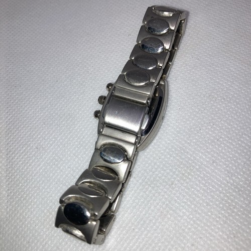 Silvertone Blue Face Working Calvin Hill Watch, New Battery - Picture 6 of 7