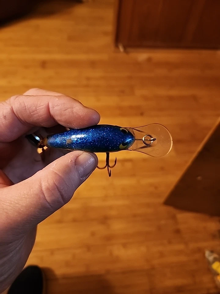 Vintage Strike King 3 1/2" Body Blue/ Green Glitter Crankbait Fishing Lure #5 - Image 3 of 4