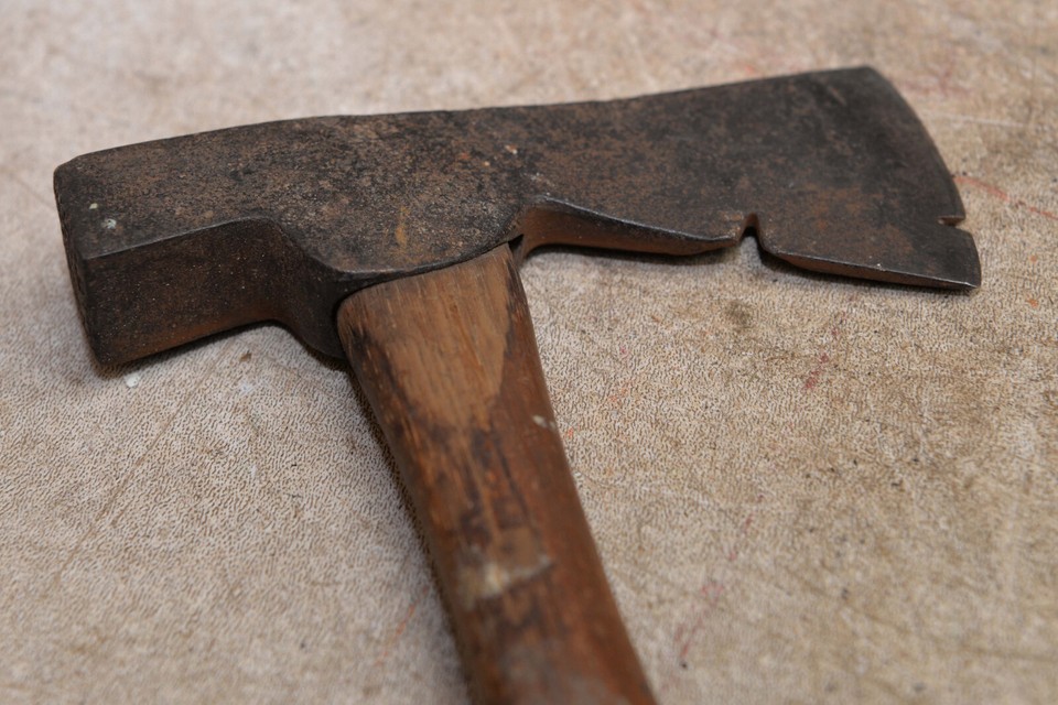 Super rare Plumb double pull shingling hatchet throwing axe collectible