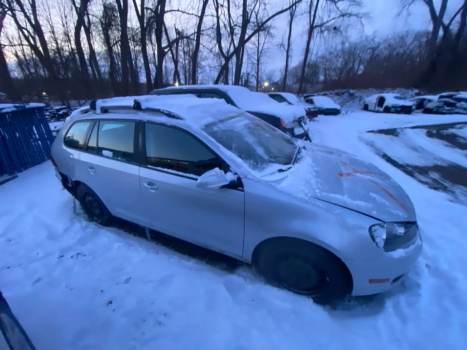 Used Rack and Pinion Assembly fits: 2014 Volkswagen Jetta power rack and pinion Foto 4 de 4