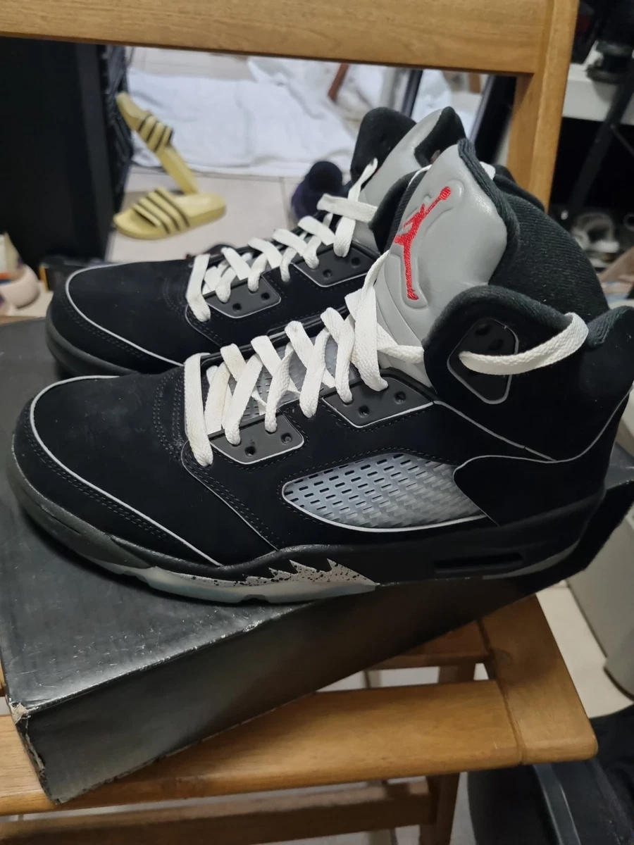 Preços baixos em Jordan 5 Retro OG Black Metallic Reimagined | eBay