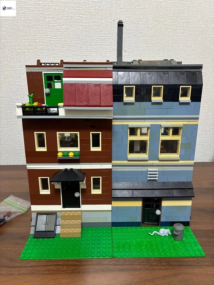 LEGO Creator Expert Edificios Modulares Tienda de Mascotas 10218 En 2011 Usado Retirado P2 Foto 2 de 4