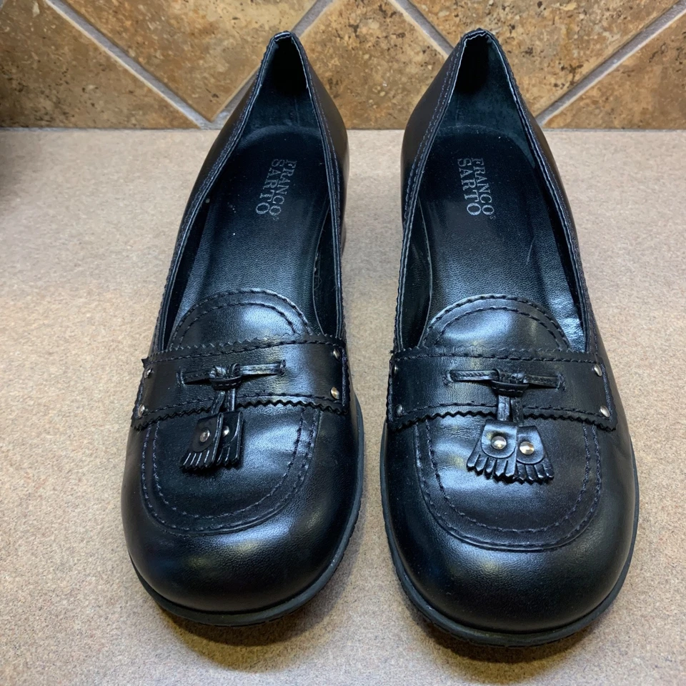Franco Sarto Womens Heeled Loafers Sz 10 M W/ Tassels Black Leather Shoes - Image 2 of 4