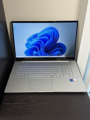 HP Envy 17m-ch0xxx 17.3  Touch i7-1165G7 12GB RAM Windows 11 Iris Xe Screen Dmg