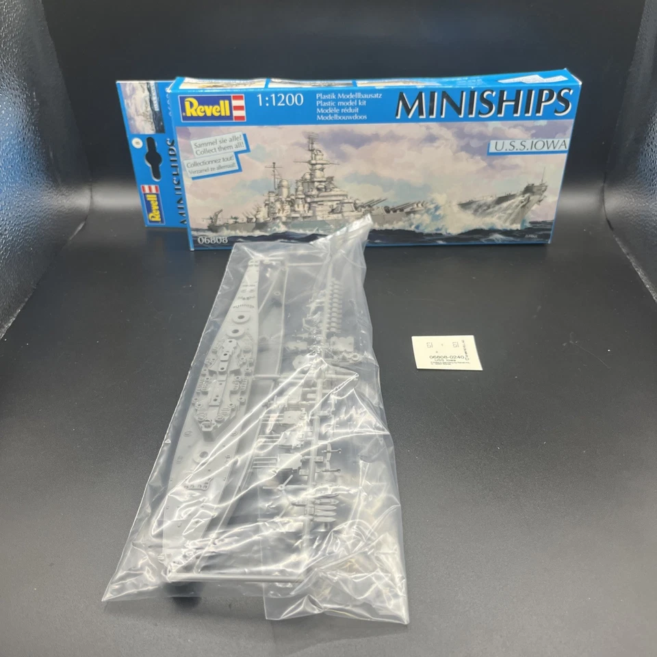 Revell Miniships 1:1200 N.8,9,10&12 Neu (geöffnet) Vollständig ✅ - Bild 2 von 4