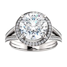 3.50 Carat Genuine Round Brilliant Diamond Halo Ring in PLATINUM 