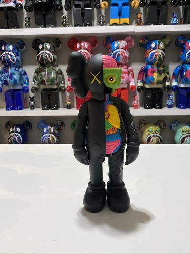 KAWS Companion Black Flayed Open Edition Vinyl Figure 2016 - Picture 2 of 6