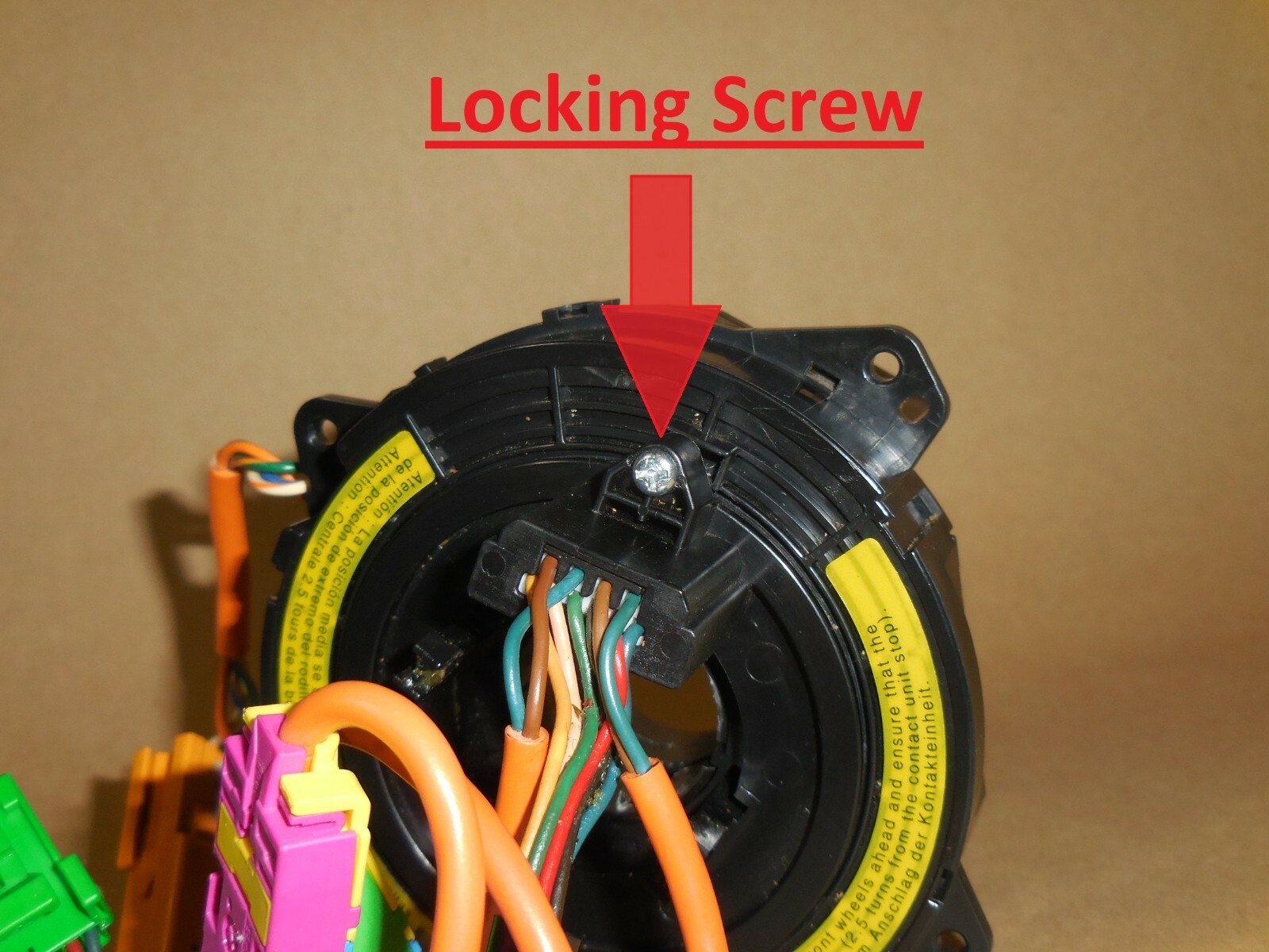 0104 VOLVO S60 S80 V70 XC70 XC90 Angle Sensor Clockspring DSTC 8622186