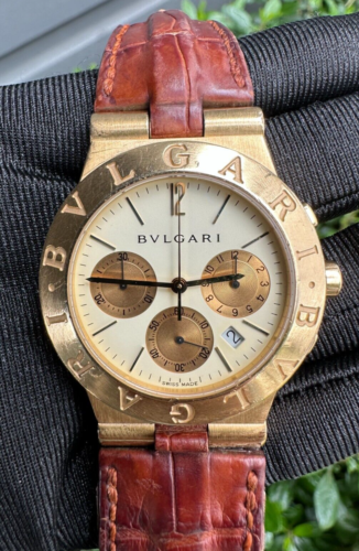 Estate Bulgari Bvlgari Diagono 18k Gold Date Chronograph Quartz Watch