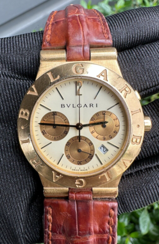 Estate Bulgari Bvlgari Diagono 18k Gold Date Chronograph Quartz Watch - 第 1/8 張圖片