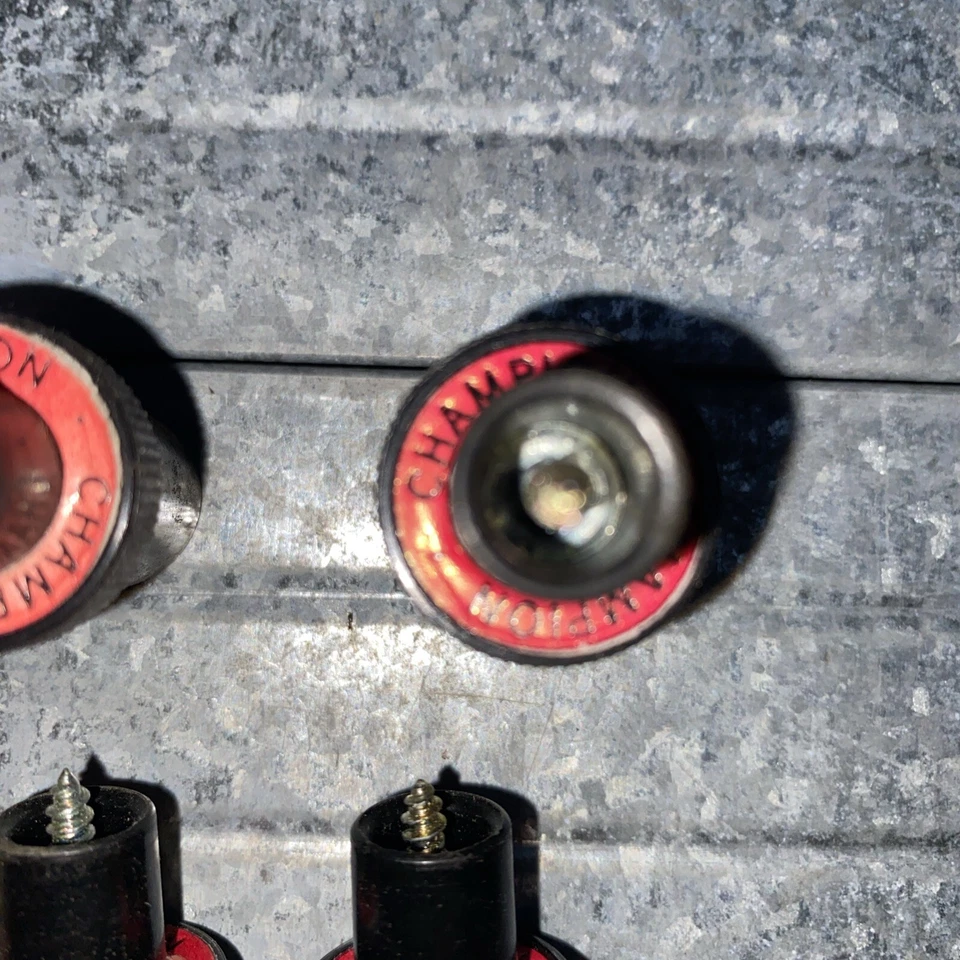 Champion  HTC Spark Plug Caps X4 New Old Stock Boxed - Image 2 of 2