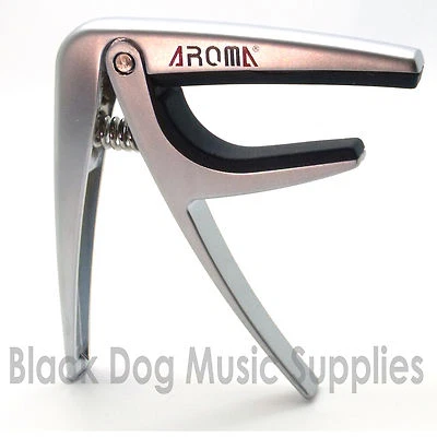 BLACK DOG MUSIC Quality steel sprung clamp action Ukulele capo with silicone cushion