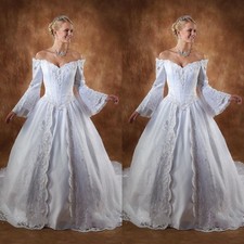 Vintage Wedding Dresses Renaissance Off Shoulder Long Sleeves Lace Bridal Gowns