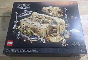 Lego 75290 | eBay