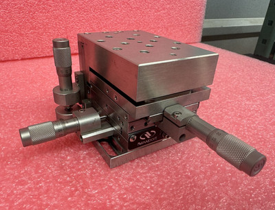Newport 562 XYZ Optical 3-axis Linear Translation Stage