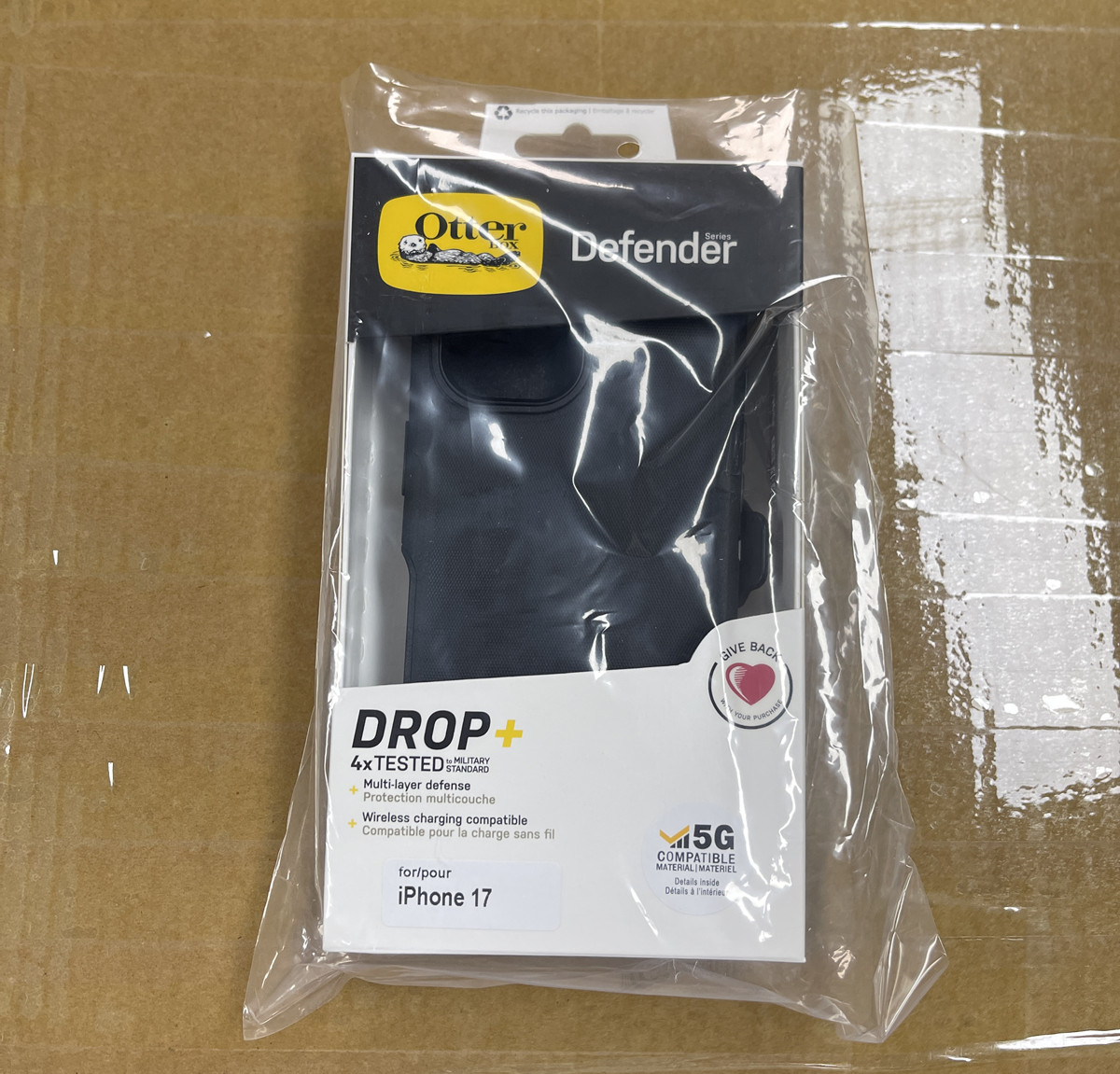 New Otterbox Defender Case With Holster For iPhone 17 iPhone 17 Air Pro Max