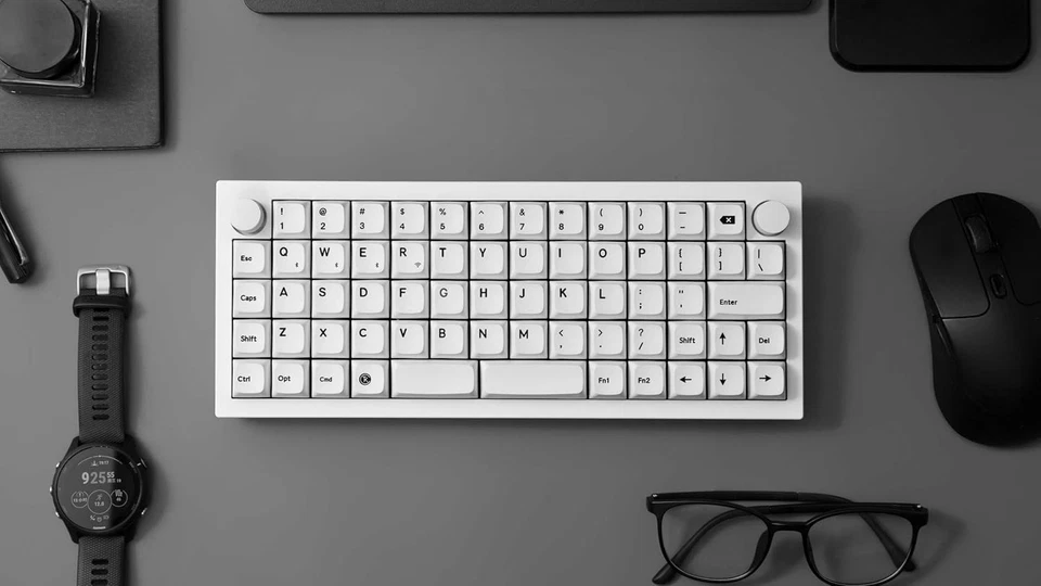 Keychron Q15M-P1 Wireless RGB Mechanical Keyboard Ortholinear 64 Keys – White - Image 2 of 4