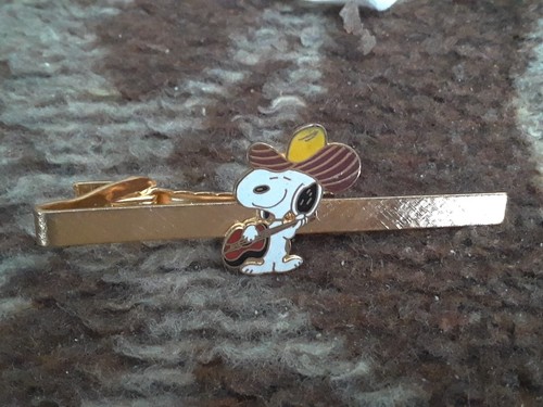 Vintage Aviva Snoopy Cowboy Tie Bar 