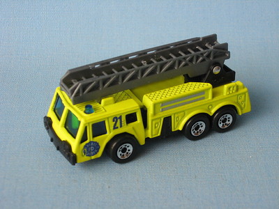 Matchbox Ladder Fire Engine Yellow Unit 21 Rescue Toy Model Truck OVP 