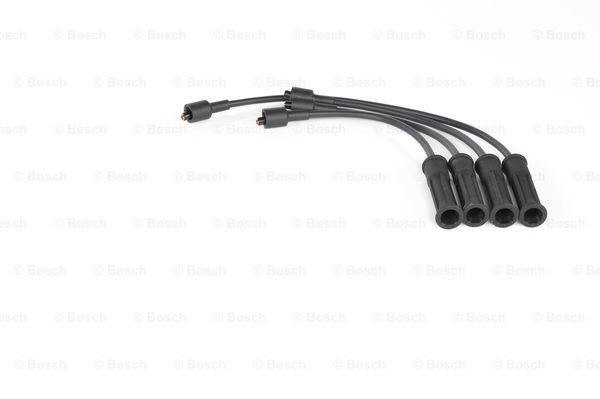 0 986 357 184 BOSCH Ignition Cable Kit for RENAULT