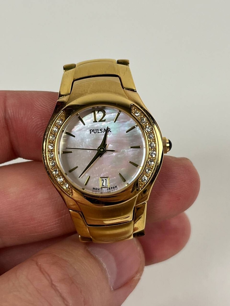 【稼働】SEIKO オーバル ブレスウォッチ 石付き ルビー ゴールド 金 稼働】SEIKO オーバル ブレスウォッチ 石付き ルビー ゴールド 金 稼働