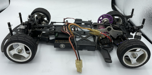 For Parts HPI RS4 FRP Chassis mit Motor und Regler Oldtimer selten - Bild 3 von 18