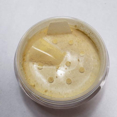 CLINIQUE Redness Solutions Instant Relief Loose Mineral Powder Travel Size Rare* - Picture 4 of 5