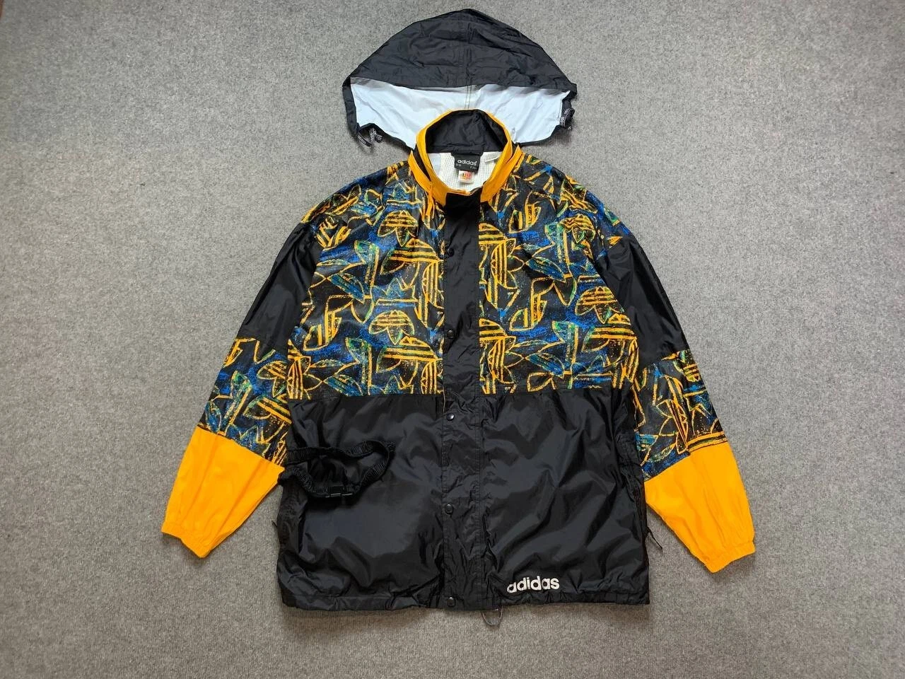 vintage adidas light jacket