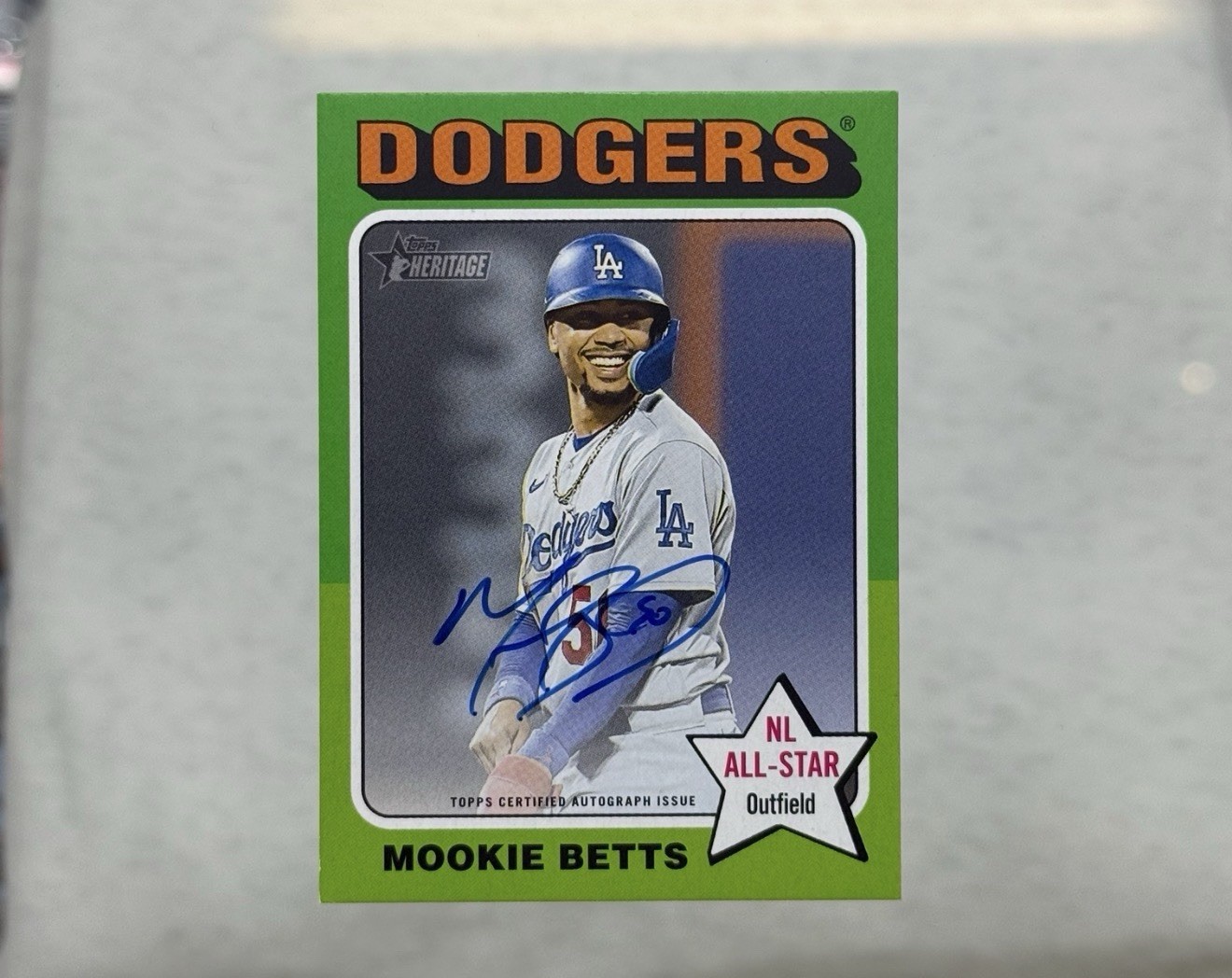 Mookie Betts 2024 Topps Heritage High Number Real One Auto #ROA-MB LA Dodgers