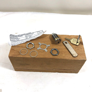 Aircraft Part Gulfstream G450 Security Door Lock 59477 w/Key P/N# ASG351THA14B