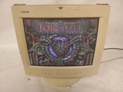 Vintage Gaming Tatung C9RZR 18'' CRT VGA Computer Monitor 1999
