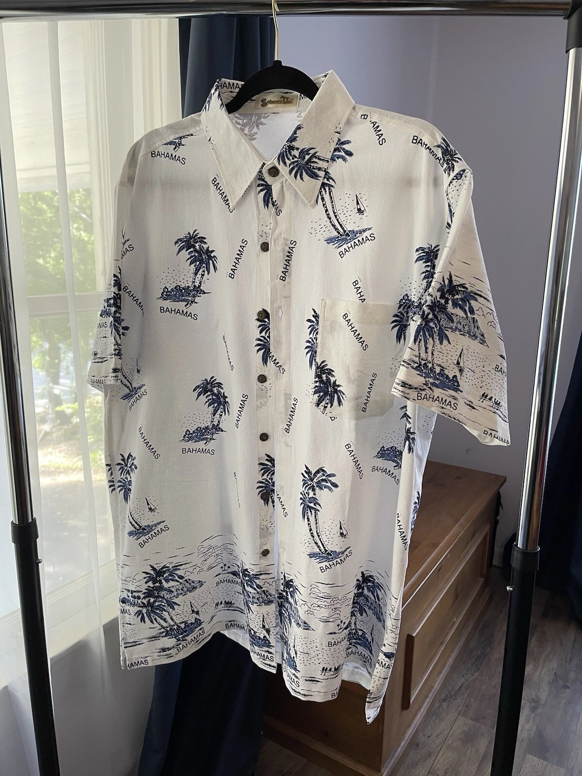 Shoreline Shirt Mens XL White Blue Palm Tree Print Short Sleeve Hawaiian Bahamas