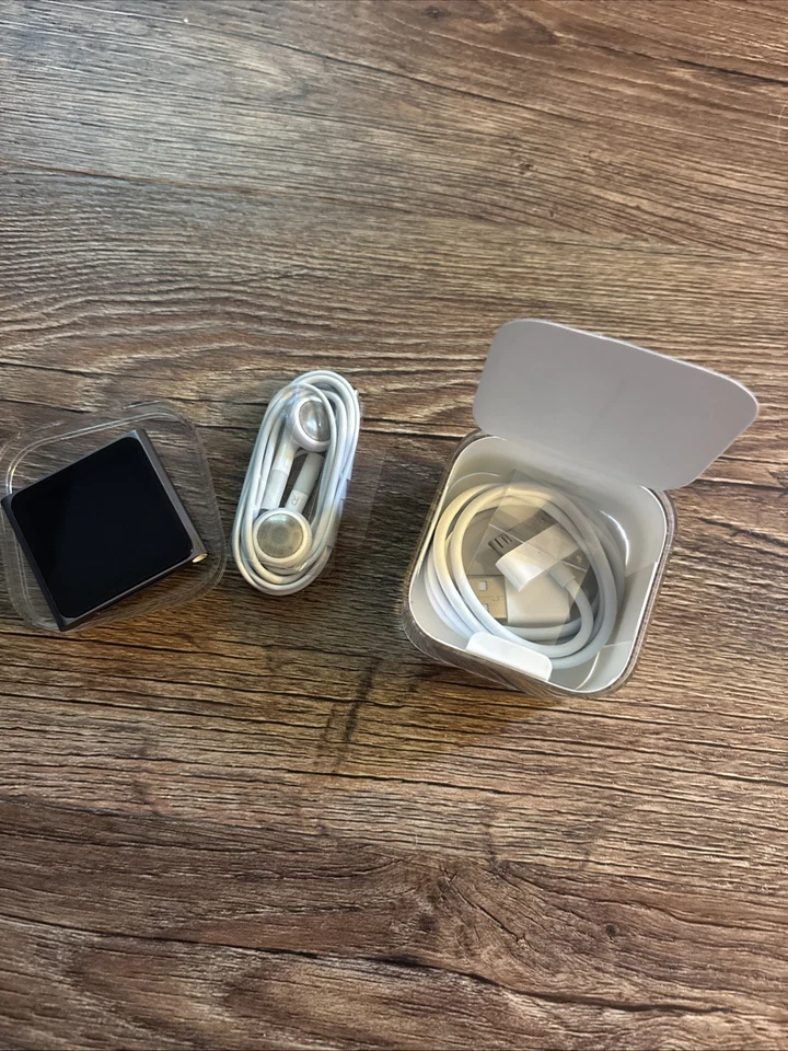 Apple A1366 iPod nano 6th Generation Graphite (8 GB) - Y518 - Image 2 of 4