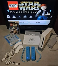 Nintendo Wii System Console Bundle with Game & Accessories 