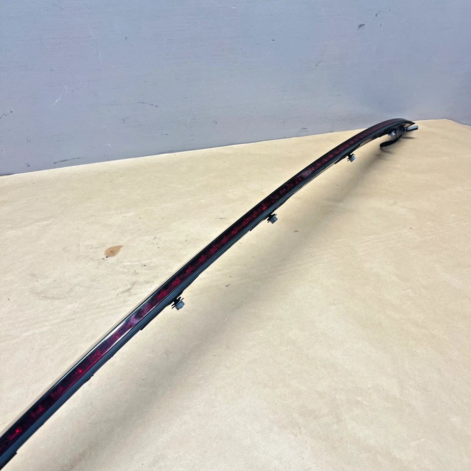 2013-2018 AUDI RS7 S7 A7 REAR HIGH MOUNT 3RD THIRD BRAKE LIGHT LAMP OEM - Image 3 of 4