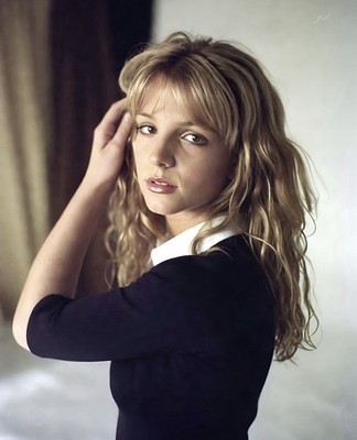  Britney Spears  World Famous Artist STAR PERFORMER 8X10 Glossy  STUNNING! 