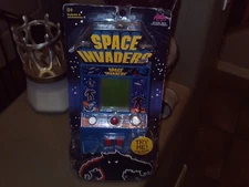 SPACE INVADERS HANDHELD ARCADE VIDEO GAME OLD TOY STORE STOCK BRAND NEW MOC 2016