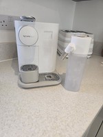 Nespresso Gran Lattissima 19 Bar Capsule Coffee Machine White/Silver