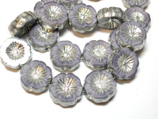 10 beads - Pretty Lilac Purple with Silver Czech Glass Flower Beads 14mm
