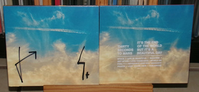 30 SECONDS TO MARS IT'S THE END OF THE WORLD BUT IT'S A BEAUTIFUL DAY SIGNED CD