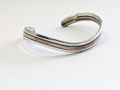 Vtg Signed Navajo Handmade Artisan Sterling Silver Cuff Bracelet - 6 1/4'', 16g