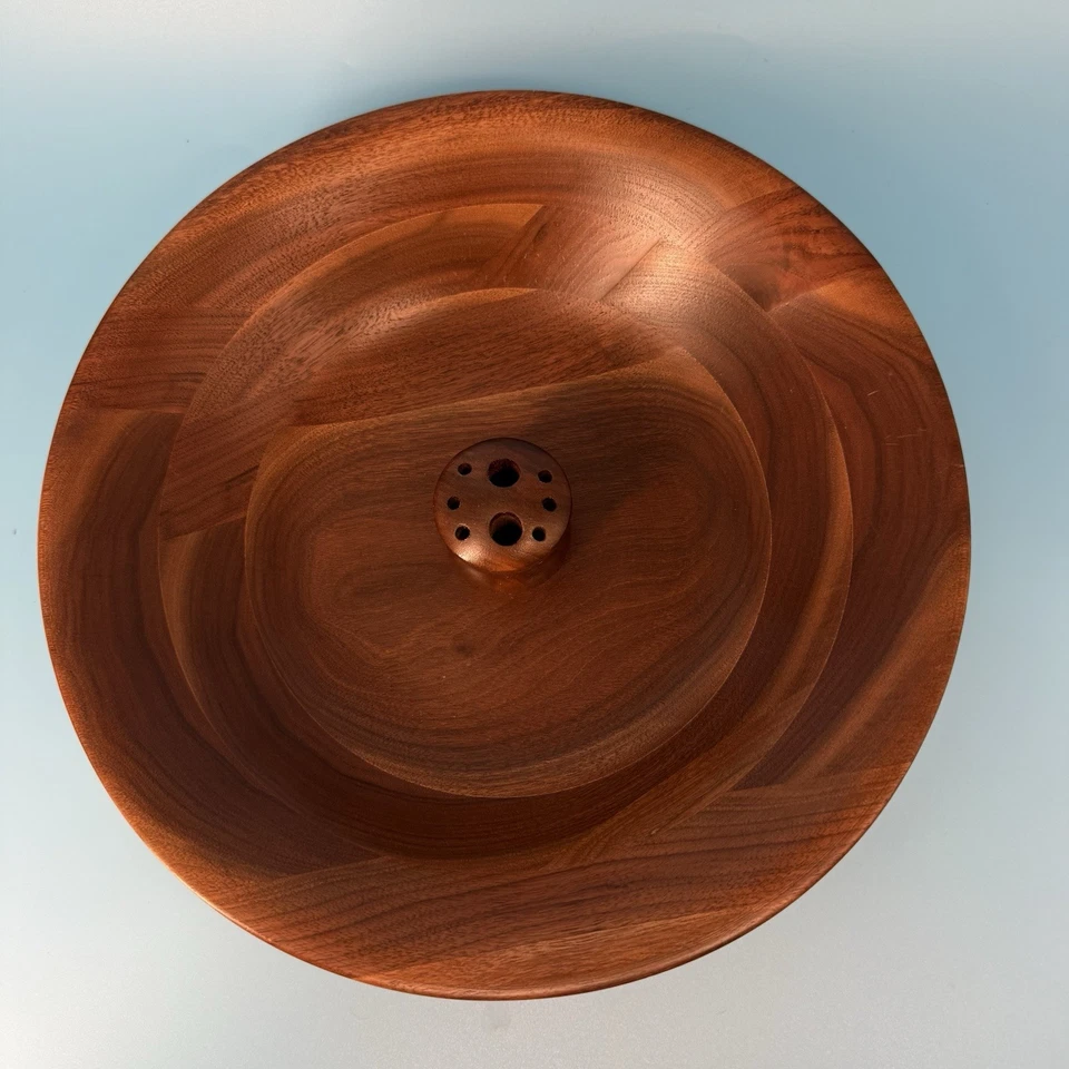 Cuenco de nuez maciza Vermillion MCM Springfield Missouri Foto 2 de 4