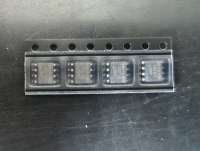 4pcs AT25SF321 SPI Serial Flash Memory, 32 M-bit w/Dual-I/O and Quad-IO SOIC-8
