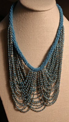 Pre-owned no brand draped bib statement blue & goldtone seed bead necklace 