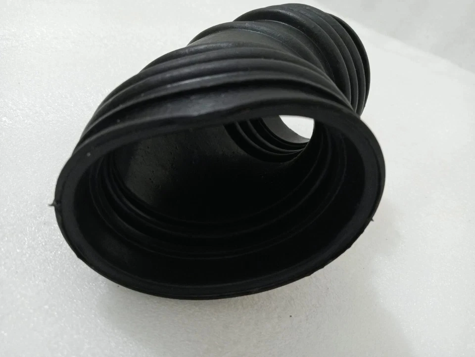 (OEM) - SUZUKI SAMURAI 85'-95' AIR BREATHER HOSE / 1.3L EFI | Fit For Foto 4 de 4