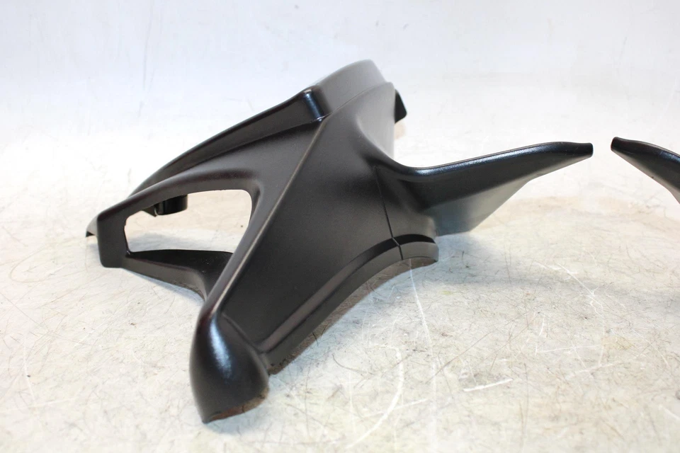 2015 Aprilia Caponord 1200 Fairing Plastic Air Scoop Left Right B044831/B044832 - Image 2 of 4