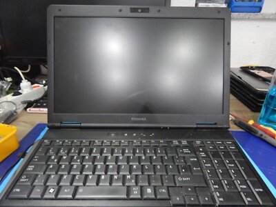 Toshiba Satellite Pro S-15E i3 CPU 2,40 GHz